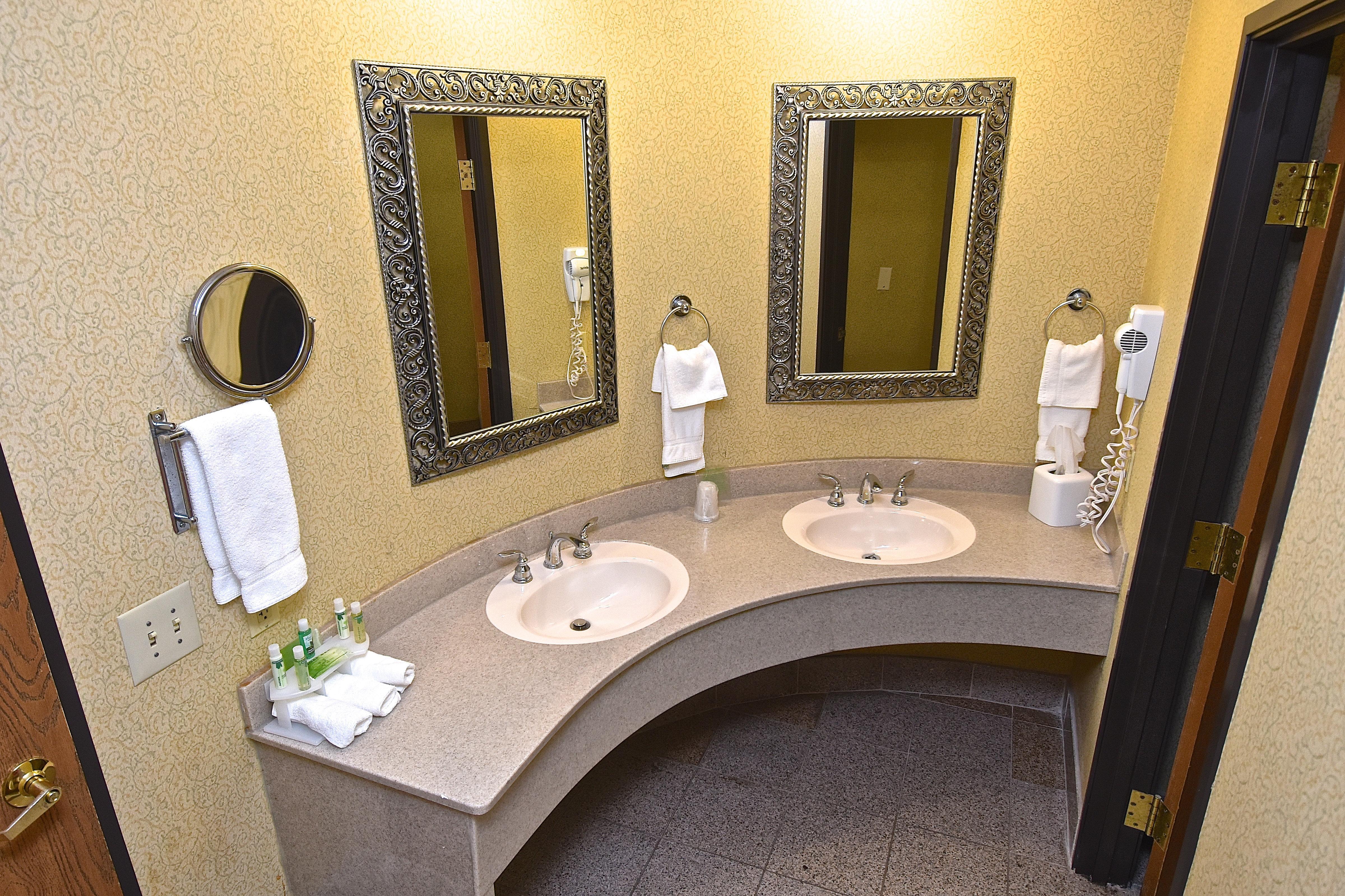 Holiday Inn Express Hotel & Suites Fenton/I-44 By Ihg Exterior foto